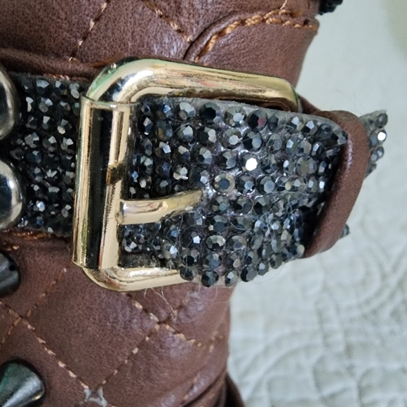 LA Bedazzled boots - Picture 2 of 4